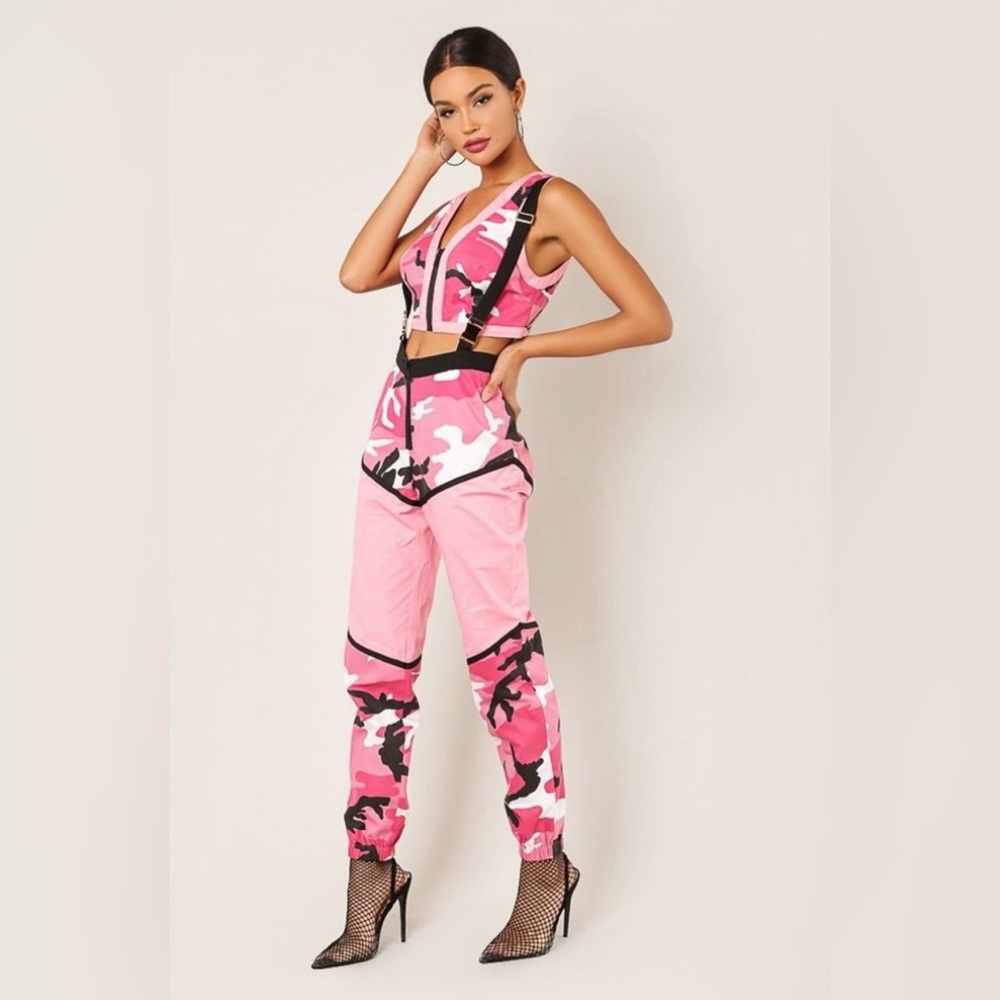 WOW Couture Pink Camo Tank Top Set